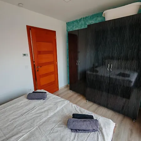 Apartmán Kz Sajat Partszakasszal